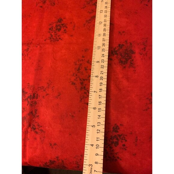 Marble Red & Black Speckled Fabric By Beth Bruske For David Textile Inc 1/2 yard - Picture 3 of 12